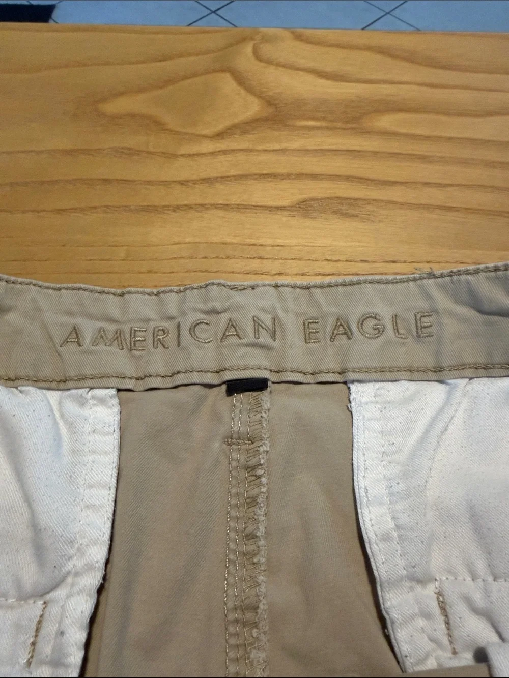 American Eagle Outfitters Men’s Light Khaki Flat-Front Shorts